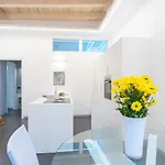 Maison Toma In Centre By Rent