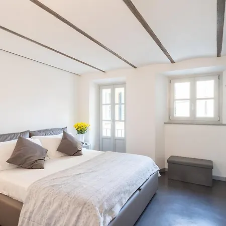 Appartement Maison Toma In Centre By Rent Como